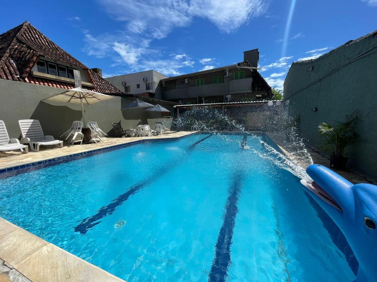 Azul Marinho Inn